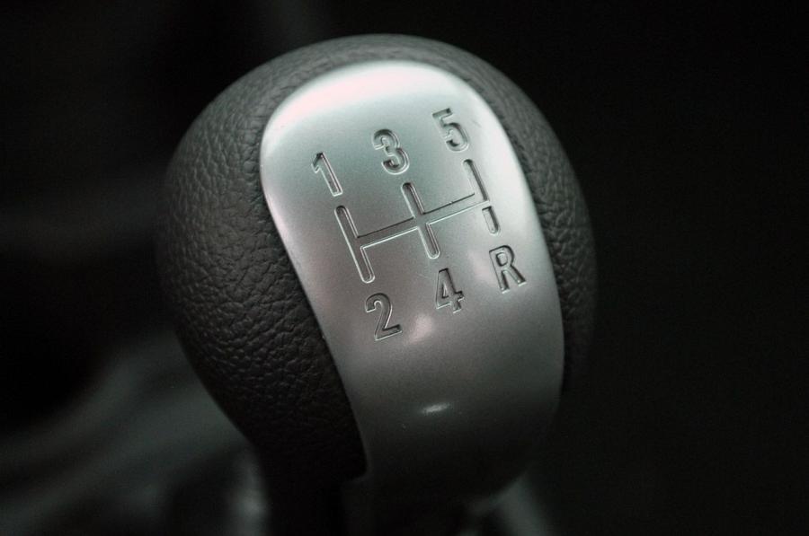 Chevrolet Spark 2013 года  (фото 162 из 204)